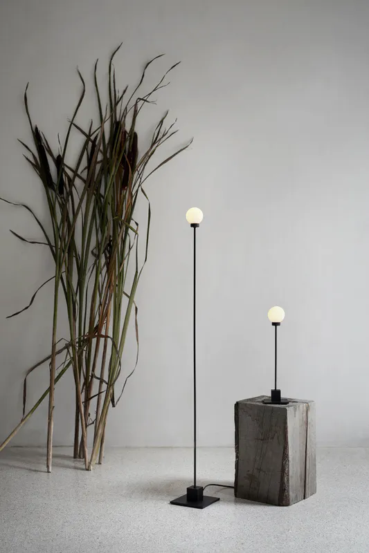 Northern Snowball table lamp Steel, Stål Bordlampe
