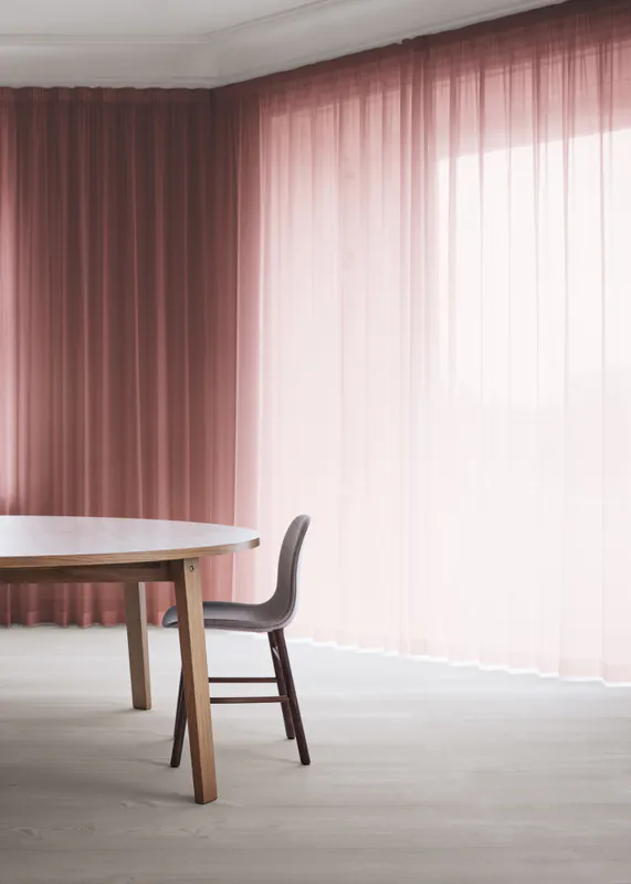 Normann Copenhagen Slice Dining Table Vol.2 Ø 200 cm Oak, Eik
