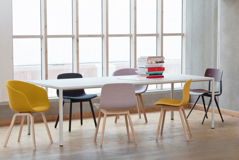 HAY T12 Table White powder coated aluminium frame L250 x W95 x H74 White laminate tabletop Water-based lacquered plywood edge Spisebord, hvit