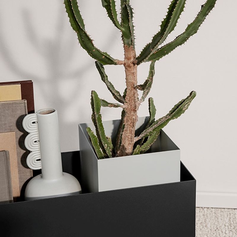 Ferm Living Plant Box Black, Svart Plantekasse