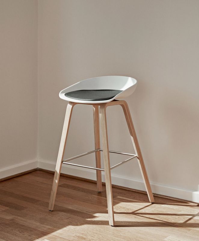 HAY svart skinn pute til  AAS Barkrakker, Scozia Leather Black