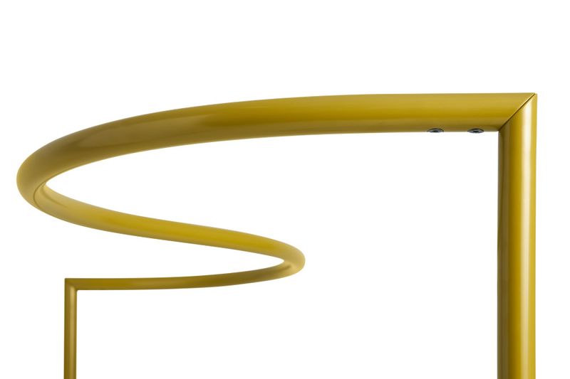 HAY Colour Rack S-shape Dijon, stumtjener romdeler