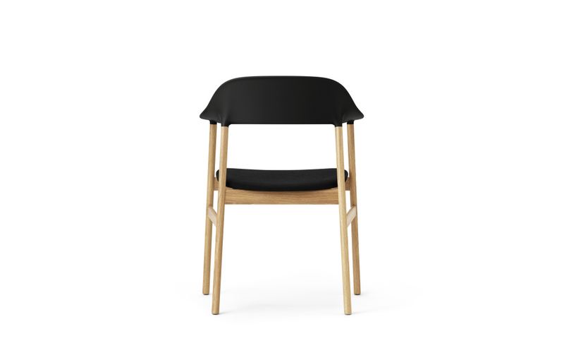 Normann Copenhagen Herit Armchair, Polstret Synergy Black Oak