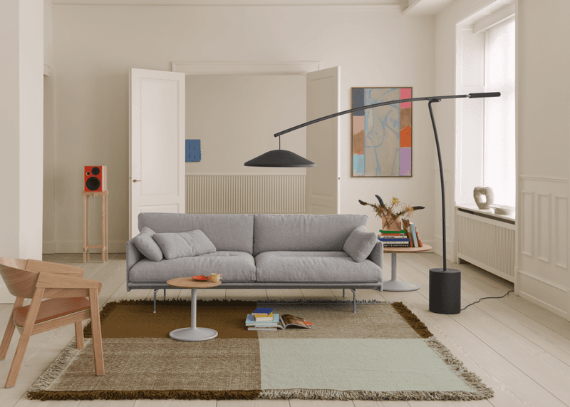 Muuto Contra Floor Lamp  Anthracite Black / Anthracite Black Concrete Gulvlampe svart antrasitt