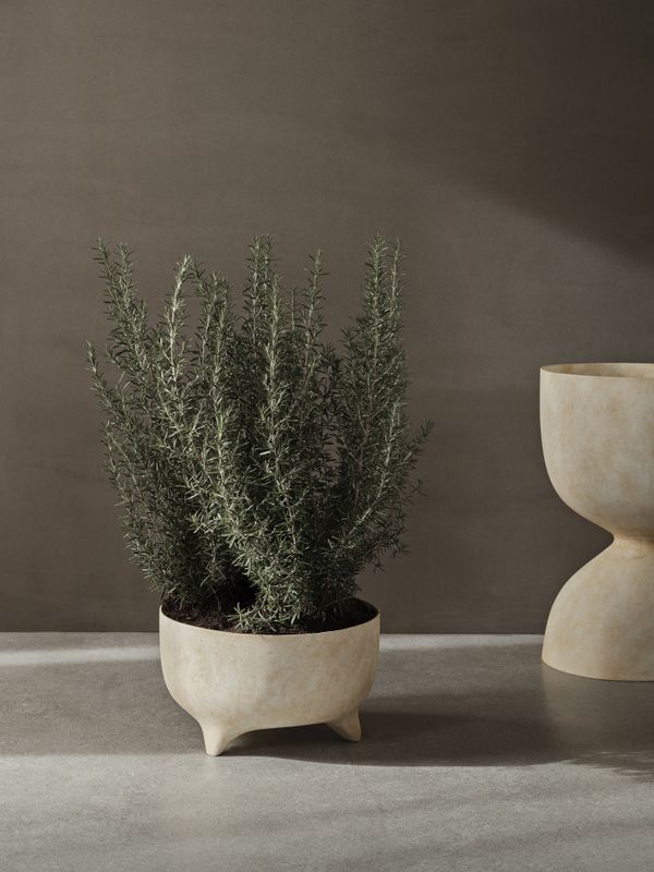 Ferm Living Evoke Pot H 27 Warm Sand Blomsterpotte Plantekasse