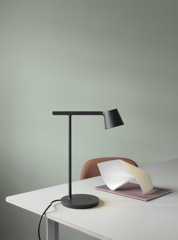 Muuto Tip Table lamp Black, bordlampe svart lampe