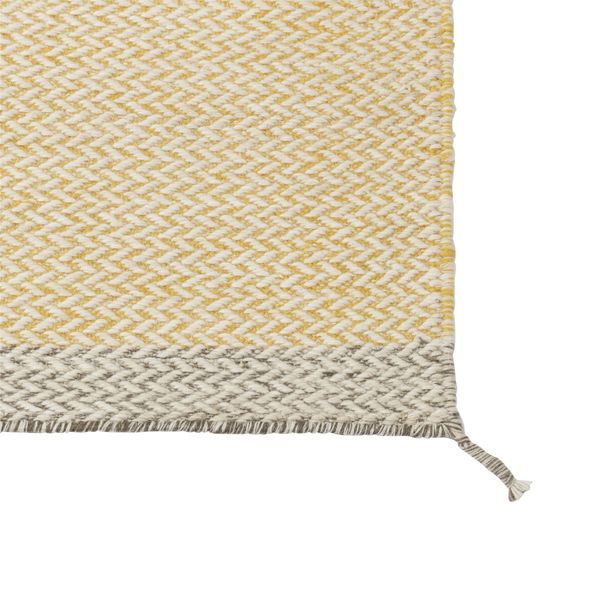 Muuto Ply Rug 270 x 360 Yellow Teppe Gul