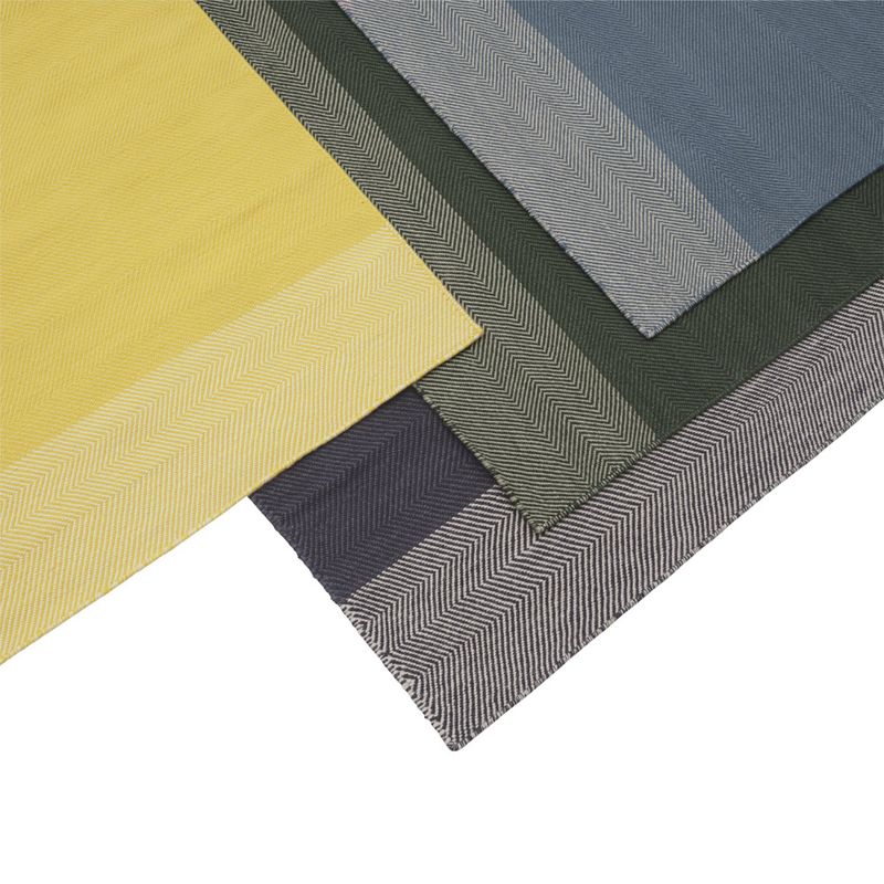 Muuto Varjo Rug 170 x 240 Yellow Gul teppe
